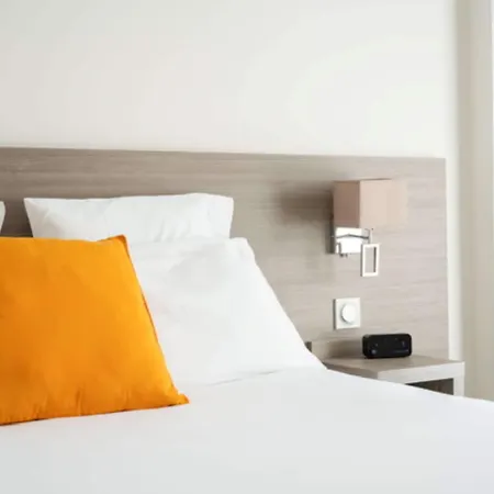 Western Des Thermes - Les Bains Sete Otel Balaruc-les-Bains