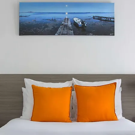 Western Des Thermes - Les Bains Sete