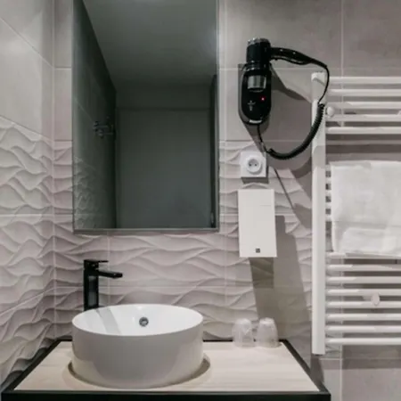 Western Des Thermes - Les Bains Sete 3*