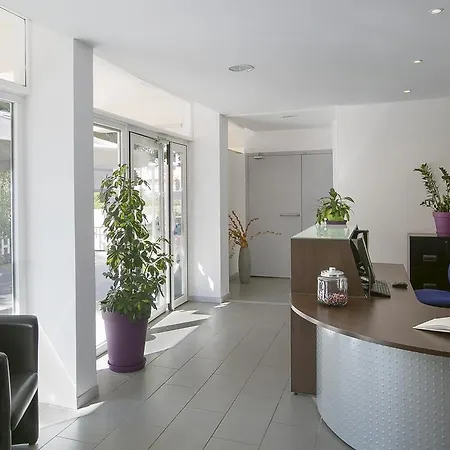 Western Des Thermes - Les Bains Sete 3*